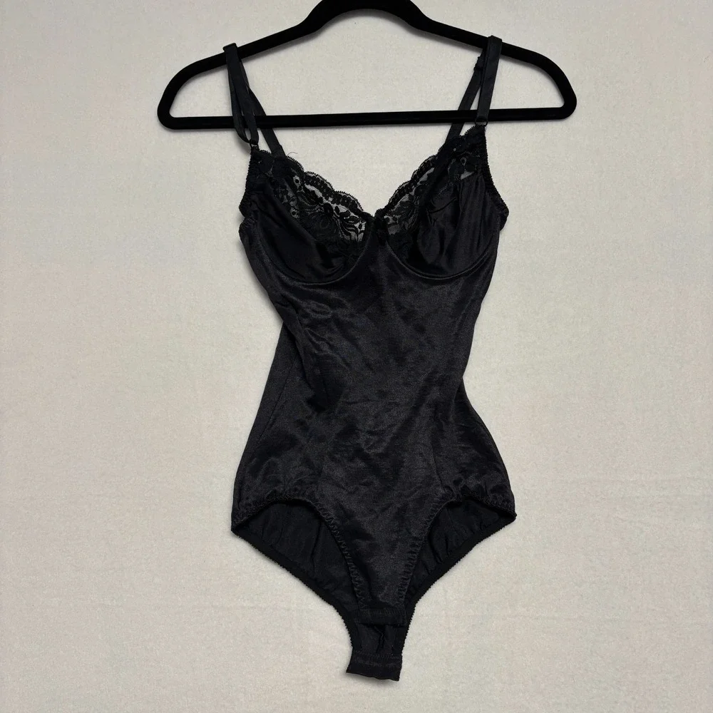 Vintage OLGA‎ 42007 Black Lace Trim Full Body Shaper Bodysuit 34B